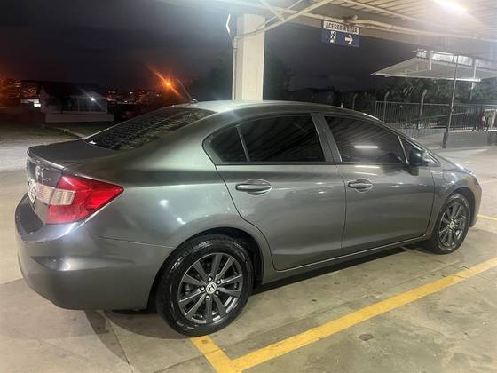 HONDA CIVIC 1.8 LXS 16V FLEX 4P MANUAL